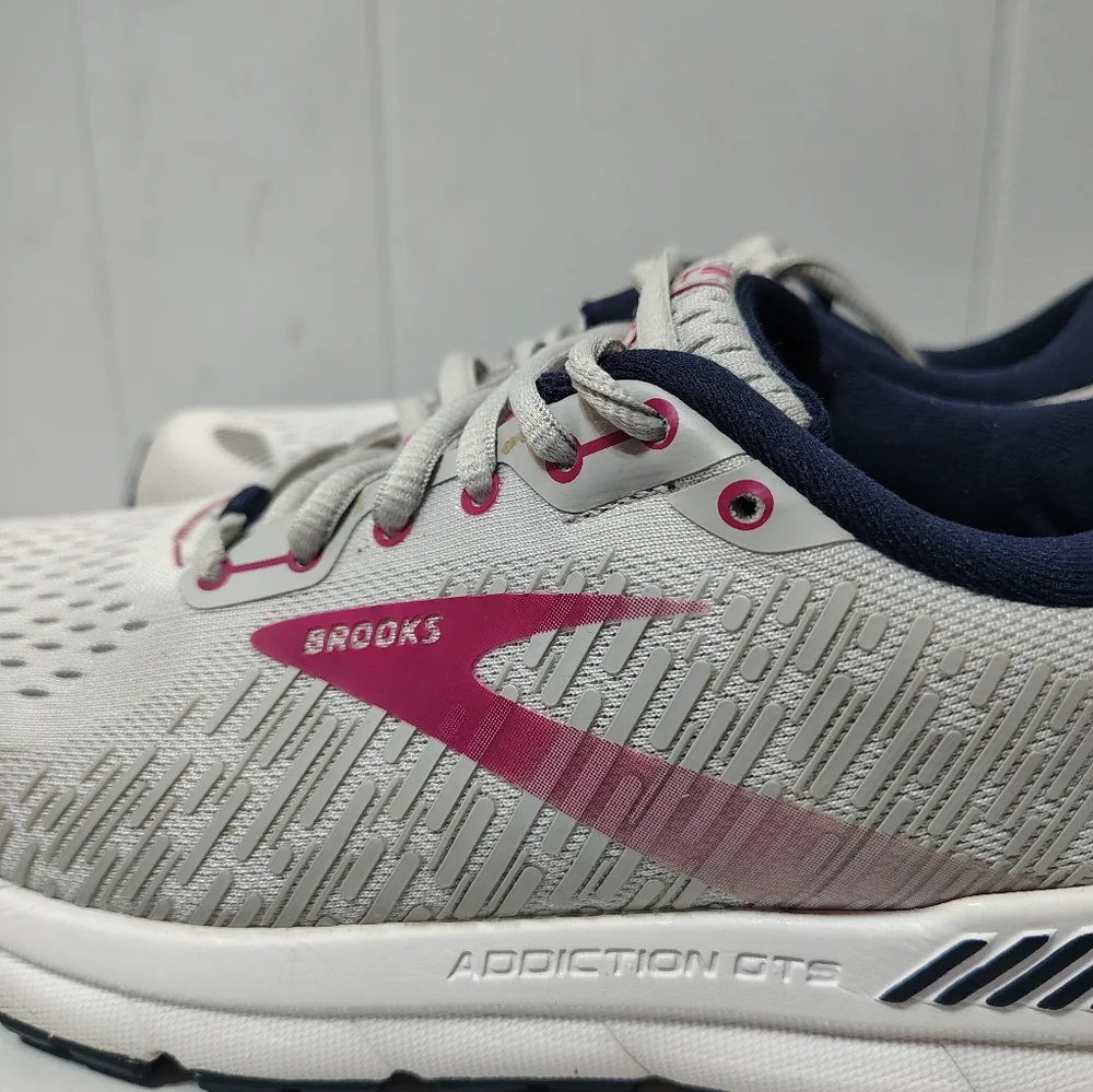 Brooks Addiction‎ GTS 15 Running Shoes White Pink Women’s 9 B Medium - Picture 4 of 7